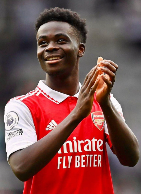 阿尔特塔赛后披露阿森纳伤情动态：萨卡带病出战存隐忧，赖斯等球