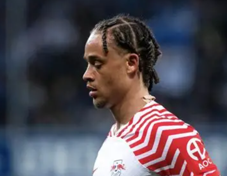 欧冠热刺大捷后：哈维·西蒙斯谈赛场感悟与未来展望